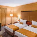 اتاق دو تخته استاندارد توئین (طبقات 11 تا 14) رو به بلوار هتل اسپیناس بلوار تهران