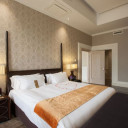 سه تخته خانوادگی رويال فميلی روم CF هتل اسپیناس پالاس تهران