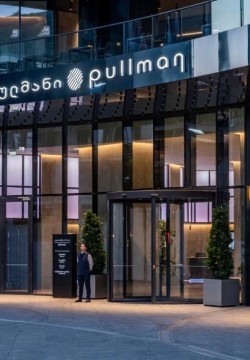 هتل پولمن اکسس تاورز (Pullman Axis Towers) تفلیس