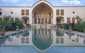 اقامتگاه سنتی سرای کاسیان کاشان