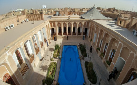 هتل لاله یزد