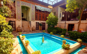 اقامتگاه بومگردی خانه شیراز