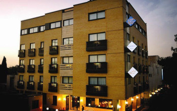 تور هتل شیخ بهایی اصفهان