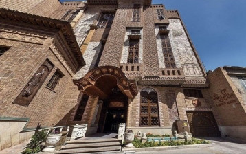 تور هتل کریم خان شیراز