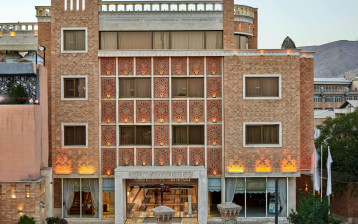 تور هتل زندیه شیراز