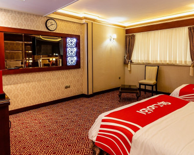 هتل الماس مشهد 5