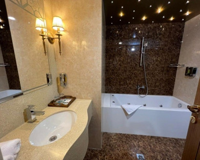 هتل خورشید هشتم مشهد 20