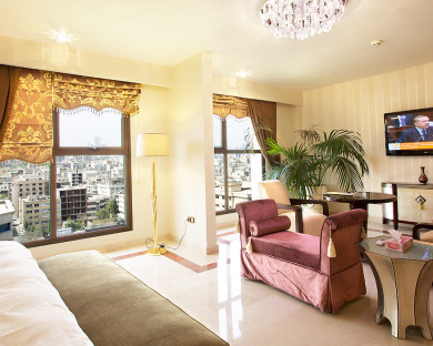 هتل اسپیناس بلوار تهران 52