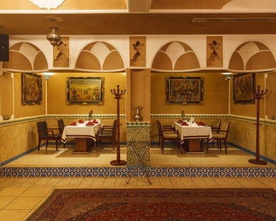 هتل اسپیناس بلوار تهران 2