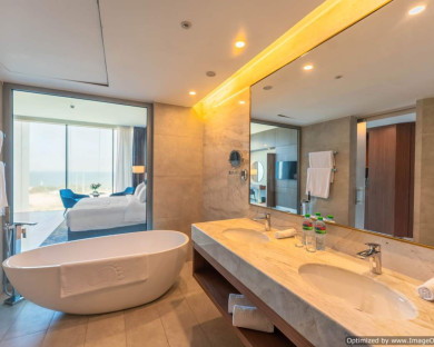 هتل آریا کیش 8