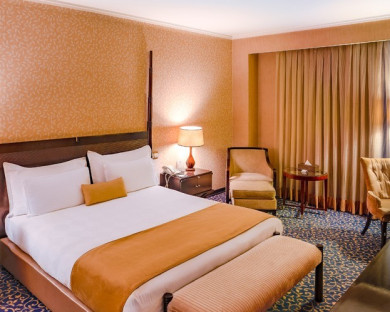 هتل اسپیناس بلوار تهران 72