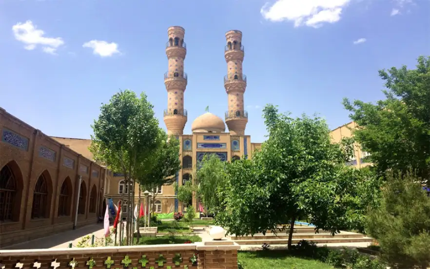 مسجد جامع یکی از جاهای مذهبی و دیدنی تبریز