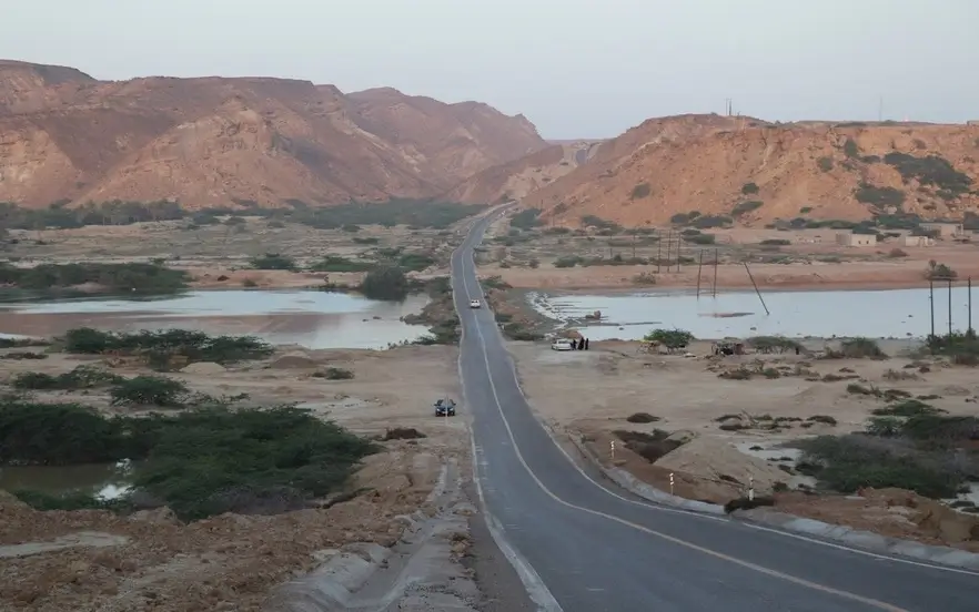 جاده منتهی به تالاب لیپار چابهار