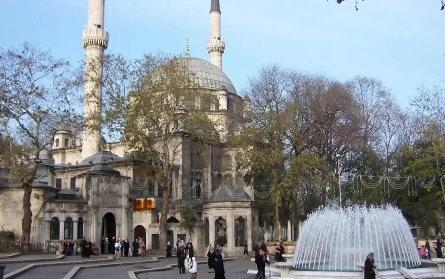 مسجد ایوب سلطان در استانبول