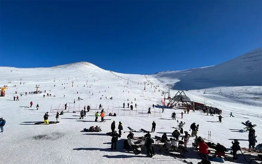 زمستان در تهران و ورزش های زمستانی مردم