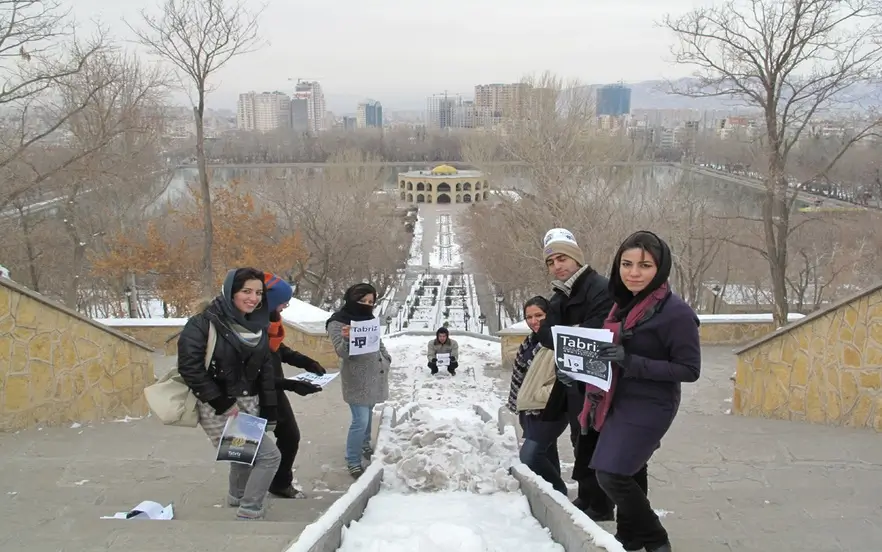 عکس دسته جمعی تبریزی ها در برف زمستان