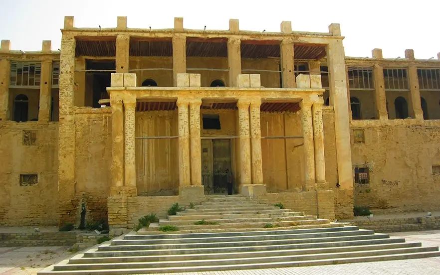 معماری عمارت ملک 